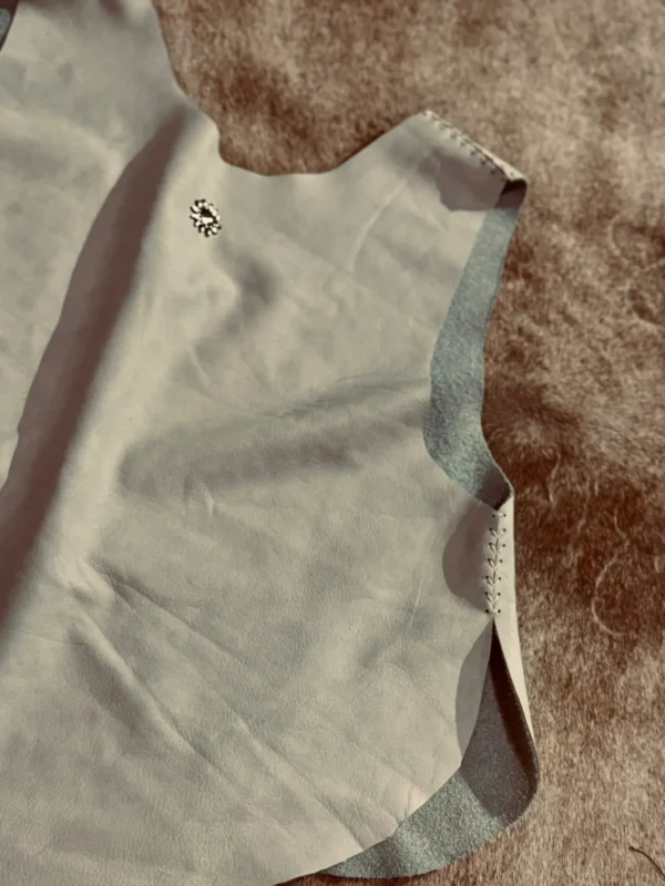 WhatsApp Image 2026-03-24 at 12.14.00 AM Pechera M a l i. Off White