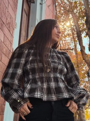 Blusa M a r i e • Chocolate